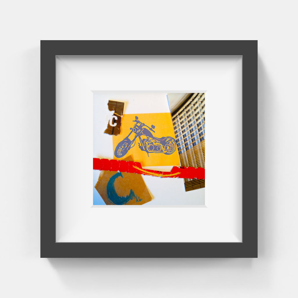 086